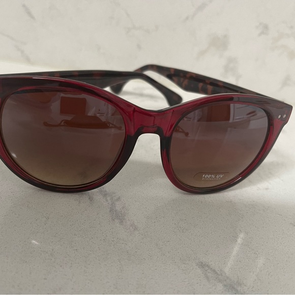 Beautiful Loft sunglasses - Picture 6 of 6